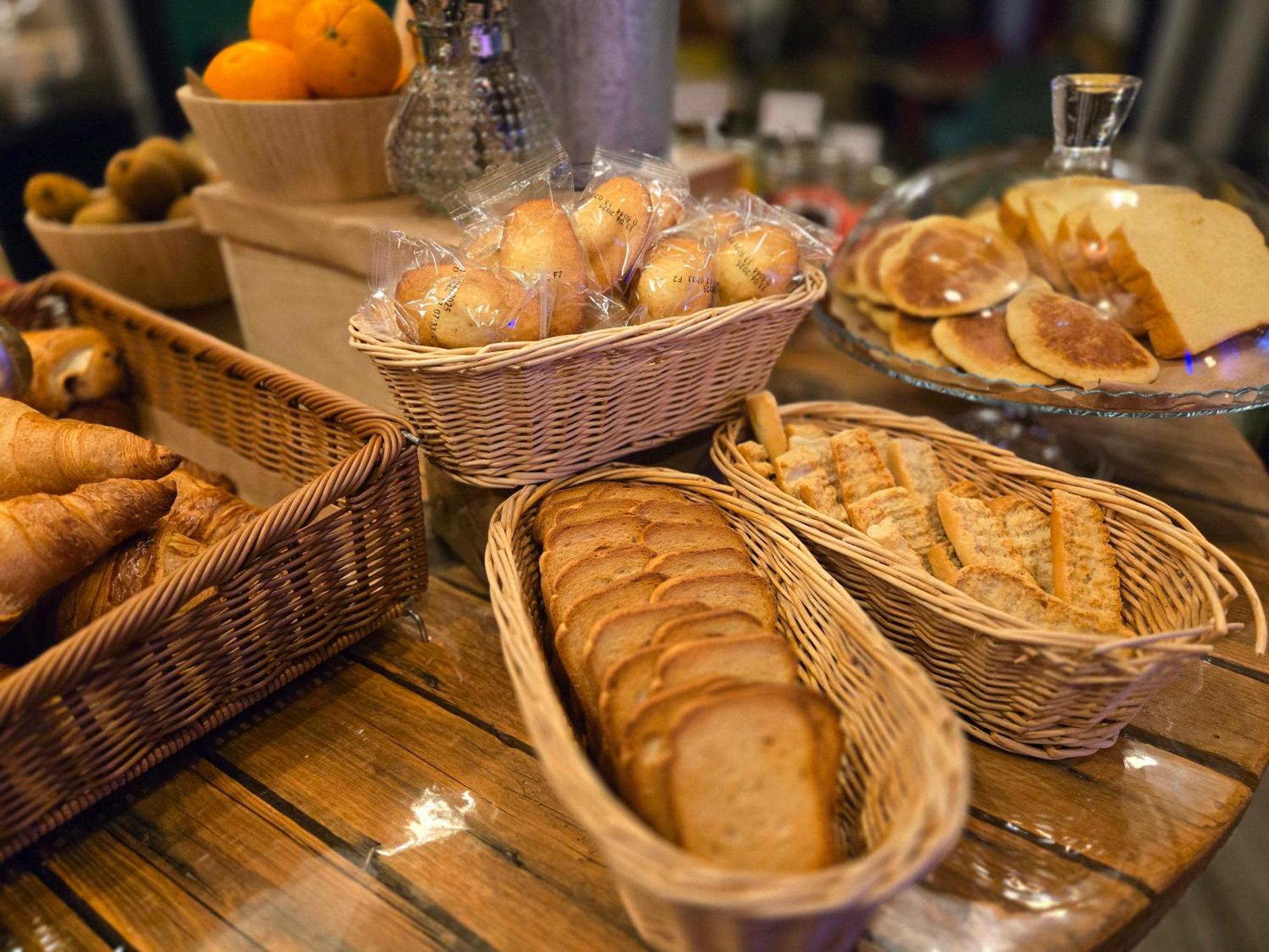 圣 - 精灵酒店 于泽斯 外观 照片